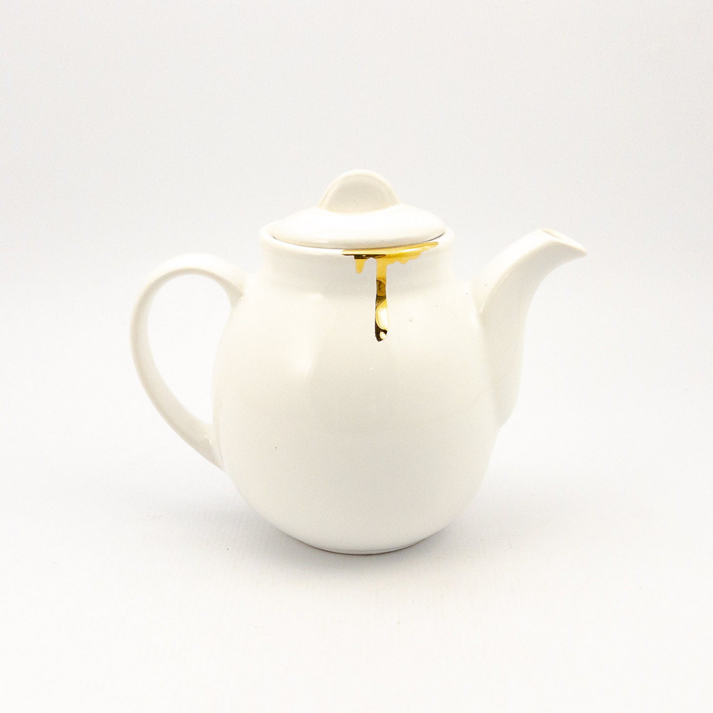 Tea Pot Gold Drip
